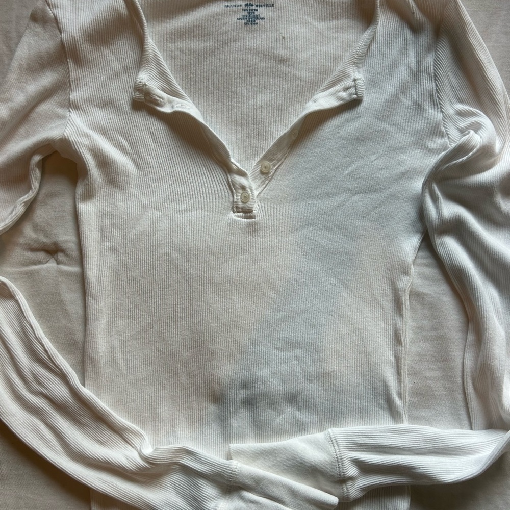 Brandy Melville Cream Long Sleeve Top